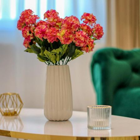 Cozyflat In The Central Arad Ngoại thất bức ảnh