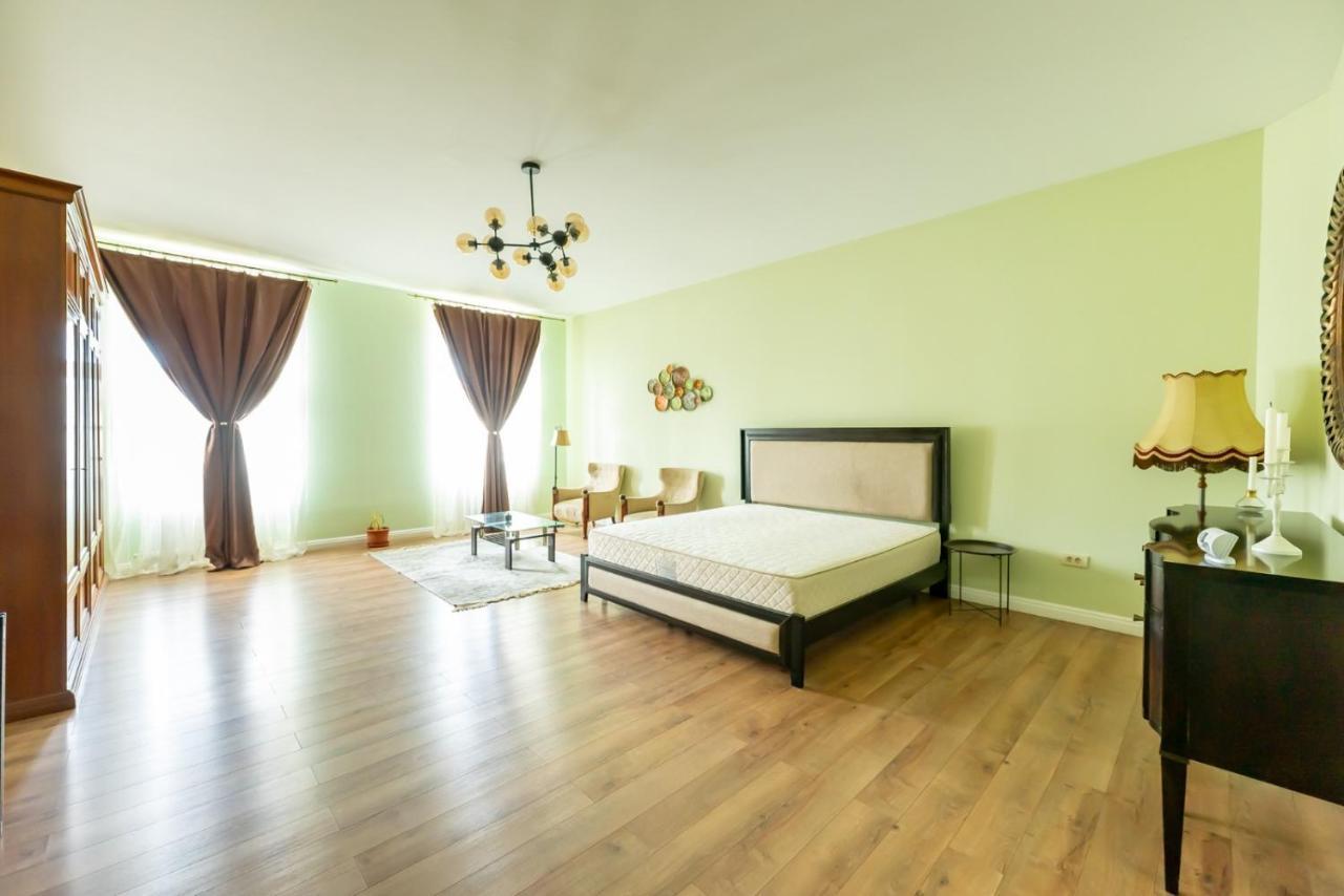 Cozyflat In The Central Arad Ngoại thất bức ảnh